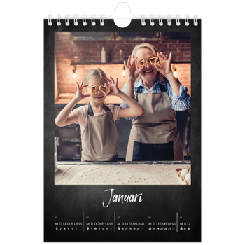 Fotokalender A5 Enkel — Svart tavla