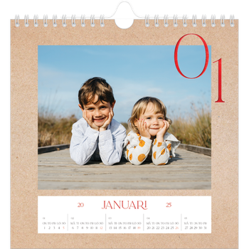 Fotokalender Kvadratisk — Röda detaljer