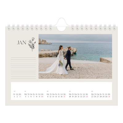 Fotokalender A5 Enkel — Initialer i blom [Januari]