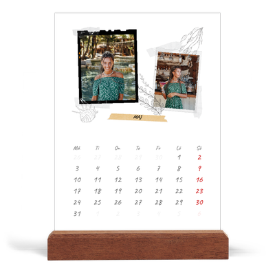 Skrivbordskalender med träställ - Stående — Scrapbook stil [omslag]